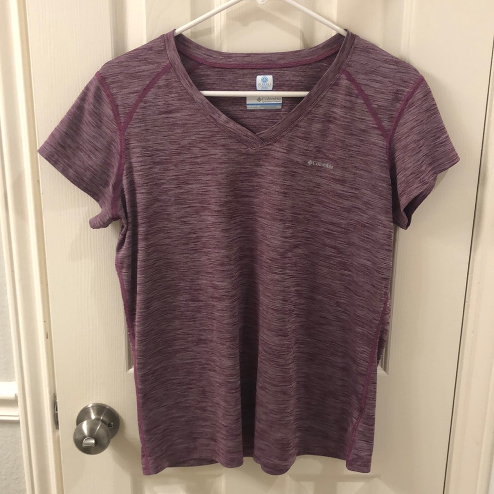 Like new Columbia Omni Freeze zero top
